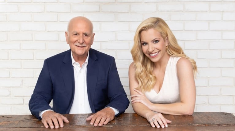 Αυτή είναι η αντικαταστάτρια της Μαρίας Αναστασοπούλου στο πλευρό του Γιώργου Παπαδάκη