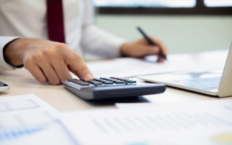 Ανατροπή με τις φορολογικές δηλώσεις