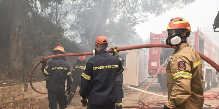 Νέα φωτιά ξέσπασε στην Πάργα – Επιχειρούν έξι αεροσκάφη
