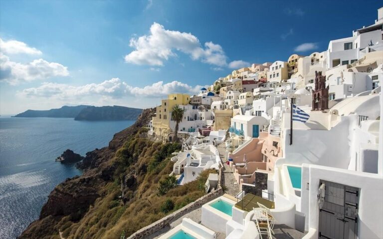 Κοινωνικός Τουρισμός 2024: Ξεκινούν οι αιτήσεις για τους συνταξιούχους ελεύθερους επαγγελματίες