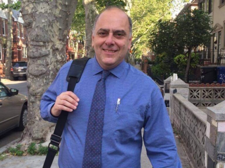 Θρήνος στην Κάλυμνο για τον τόσο πρόωρο χαμό του 59χρονου Δρόσου Κουρούνη