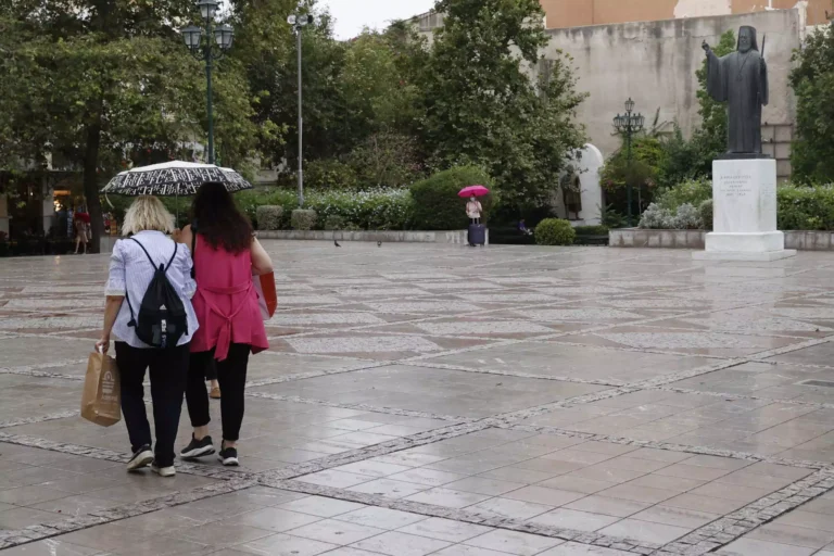 Θερμικές καταιγίδες αύριο σε όλη τη χώρα – Τι ώρα θα χτυπήσουν στην Αττική