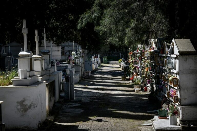 Έκλεψαν χρυσά δόντια και βαλβίδα καρδιάς από σορό στην Καλαμάτα