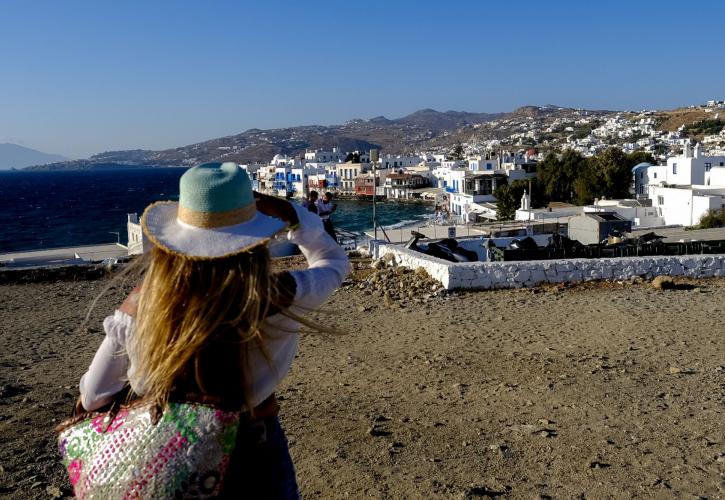 «Κόφτη» στα Airbnb βάζει το νέο χωροταξικό – Οι περιοχές που αφορά