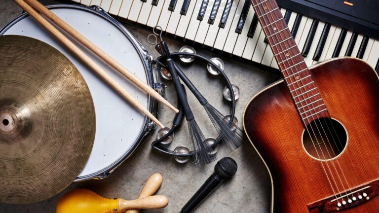 Πώς η μουσική διαμορφώνει τα συναισθήματα και ενισχύει τη μνήμη μας