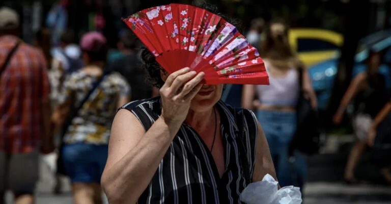 Νέο έκτακτο δελτίο επιδείνωσης καιρού – Αυτές είναι οι περιοχές που θα «ψηθούν»