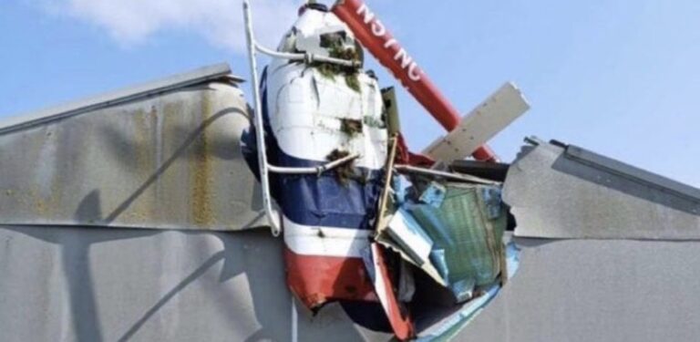 Ιρλανδία: Ελικόπτερο συνετρίβη πάων σε κτίριο – Αναφορές για θύματα