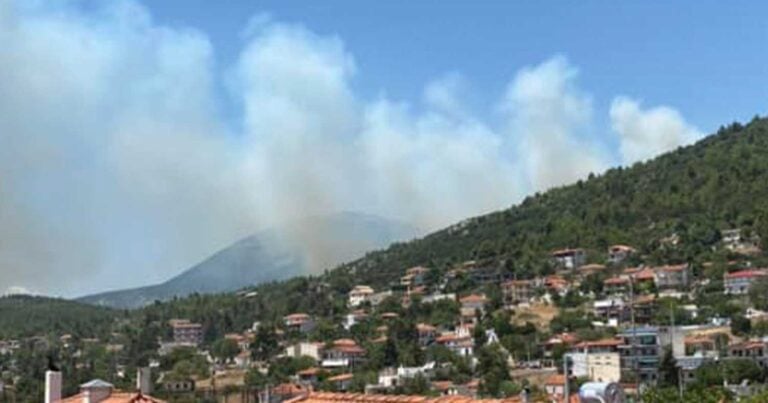 Μεγάλη φωτιά τώρα στην Αττική – Συναγερμός στην Πυροσβεστική