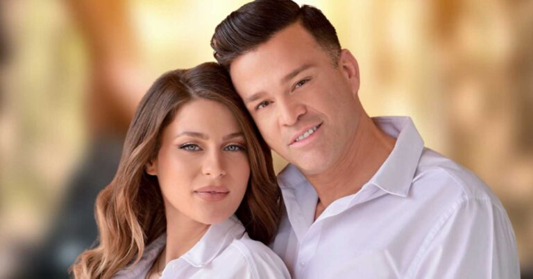 Κώστας Σόμμερ – Βαλεντίνη Παπαδάκη: Το φωτογραφικό άλμπουμ από τις διακοπές τους στην Κρήτη με τα παιδιά τους