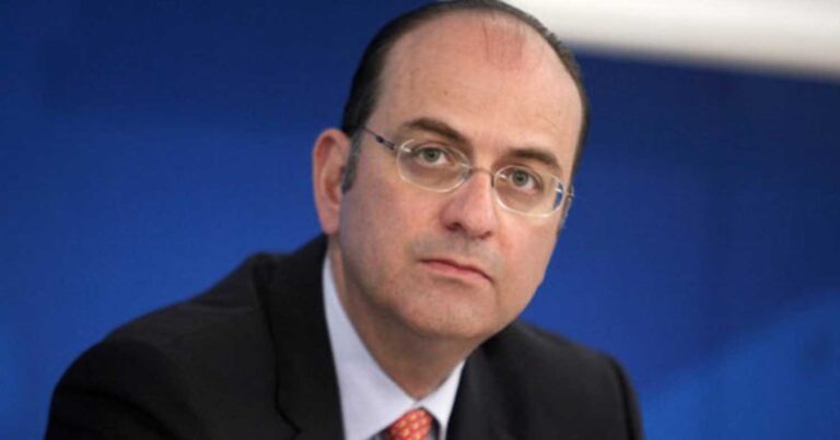 Λαζαρίδη σε Έλληνες για την ακρίβεια: «Αγοράστε μια φέτα, όχι ολόκληρο καρπούζι»
