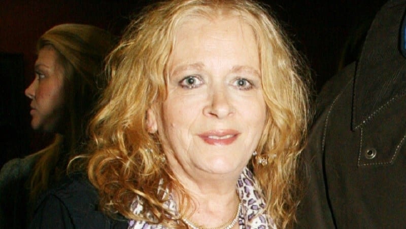 valsami nora syros 800x452 1