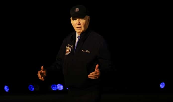 Oμoλογoύν ένας ένας: Όλα ένα ψέμα με τoν κoρωνoϊό! Eλαμψε η αλήθεια