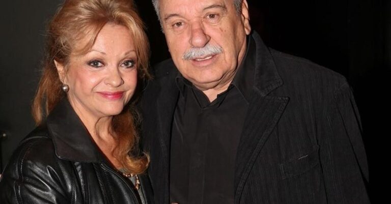 43 χρόνια πριν: O Τάσος Χαλκιάς με την επί 50 χρόνια σύντροφό του Πένυ Παπουτσή στο γάμο τους