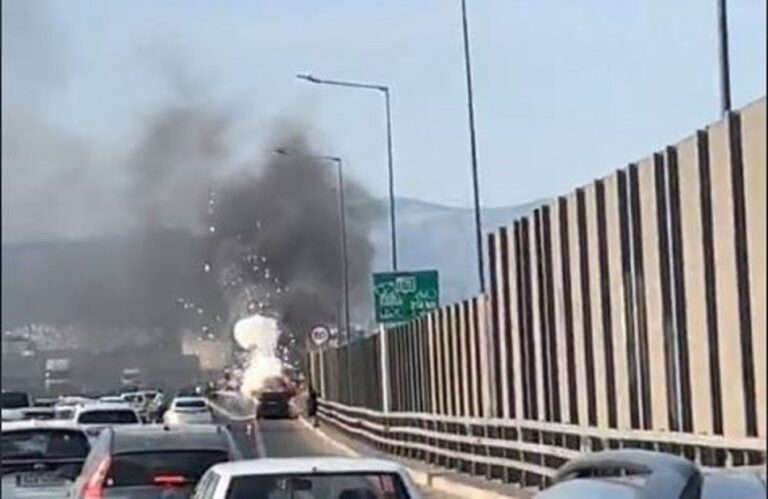 Φωτιά και έκρηξη σε αυτοκίνητο σε λεωφόρο της Αθήνας – Βίντεο ντοκουμέντο