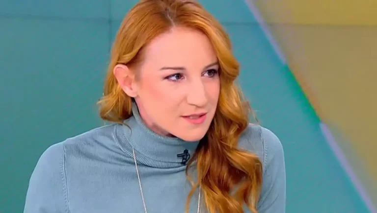 Στεφανία Γουλιώτη: «Το να έχεις παιδί δεν σου δίνει την ευτυχία που νομίζεις, όλο αυτό είναι μία τεpάστια γελοιότnτα»