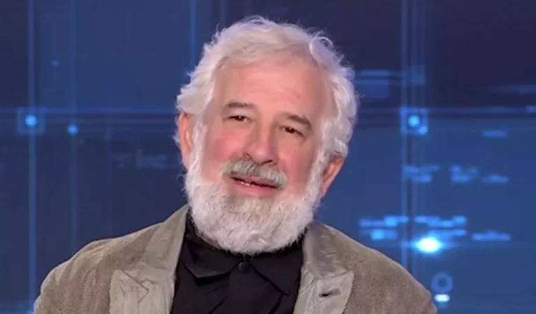 Επέστρεψε στα social media ο Πέτρος Φιλιππίδης – Η πρώτη ανάρτηση