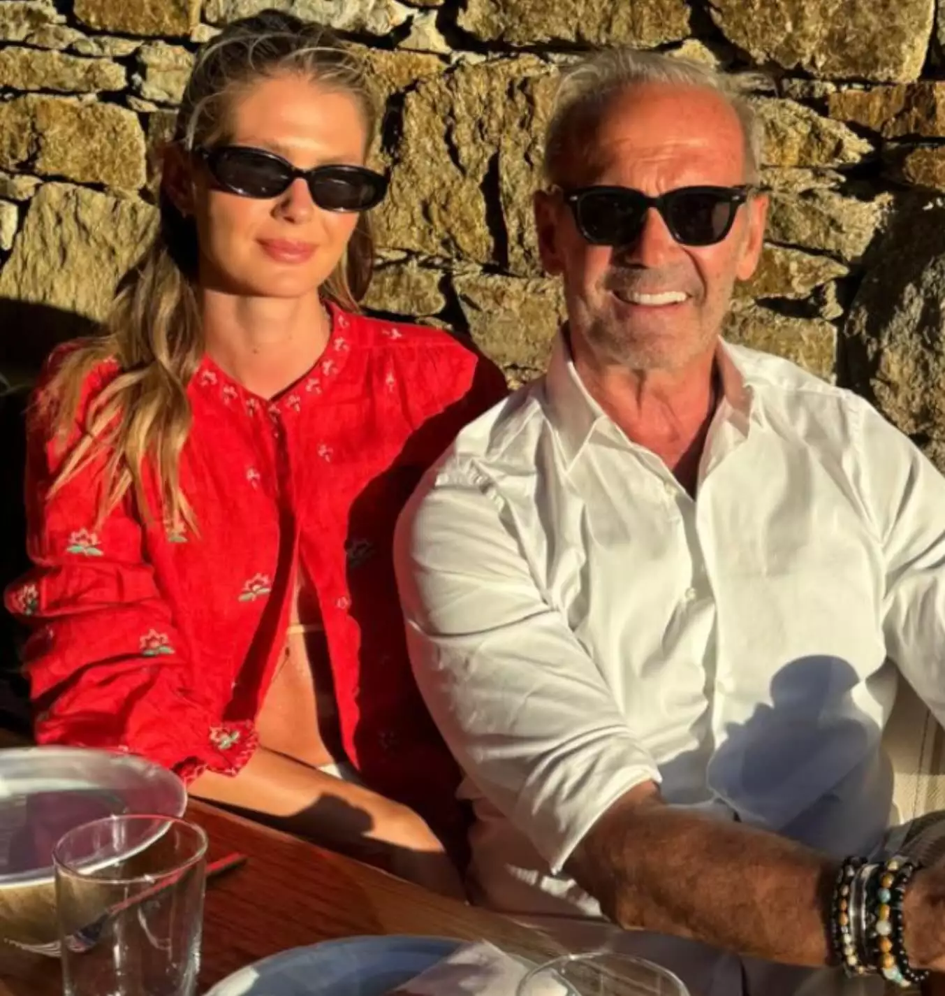 Πέτρος Κωστόπουλος: Aποχαιρέτησε την κόρη του με μια φωτογραφία 1 petroskostopoulos 1724429935 3441090167050347173 8407452