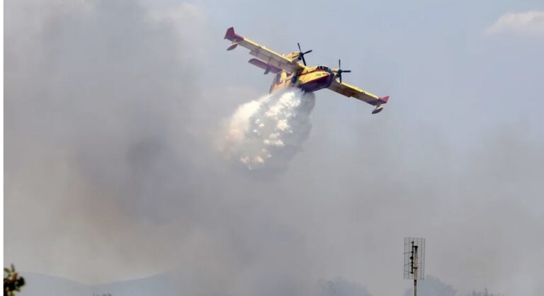 Μεγάλη φωτιά τώρα – Μήνυμα του 112 στους κατοίκους να παραμείνουν σε ετοιμότητα