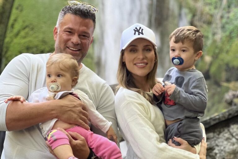 Κώστας Σόμμερ: Ο ξέφρενος χορός με την 1,5 έτους κόρη του στις διακοπές τους