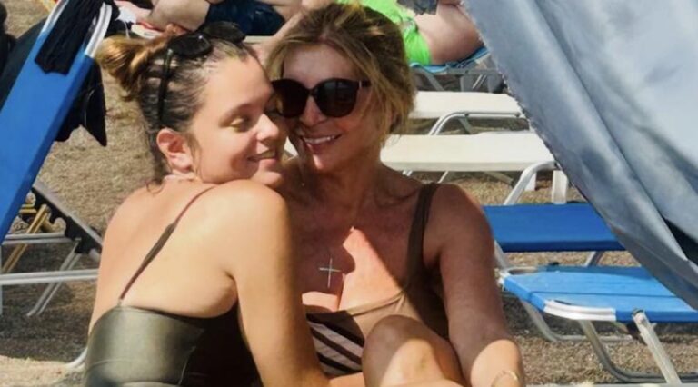 Οι συγκινητικές ευχές της Μιμής Ντενίση στην κόρη της Μαριτίνα και το πάρτι