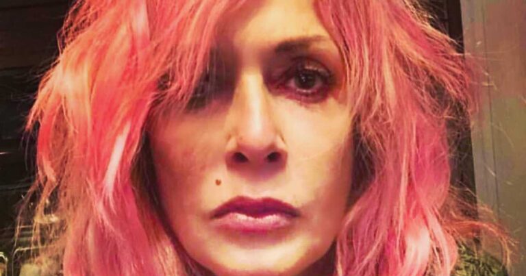 Άννα Βίσση: Άφησε τον εγγονό της να την κουρέψει