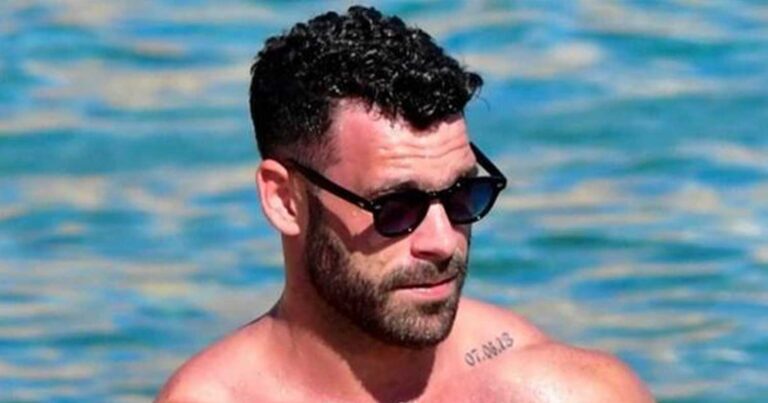 Ο Στάθης Σχίζας πήγε παραλία και ζάλισε όλες τις γυναίκες με το εντυπωσιακό του σώμα