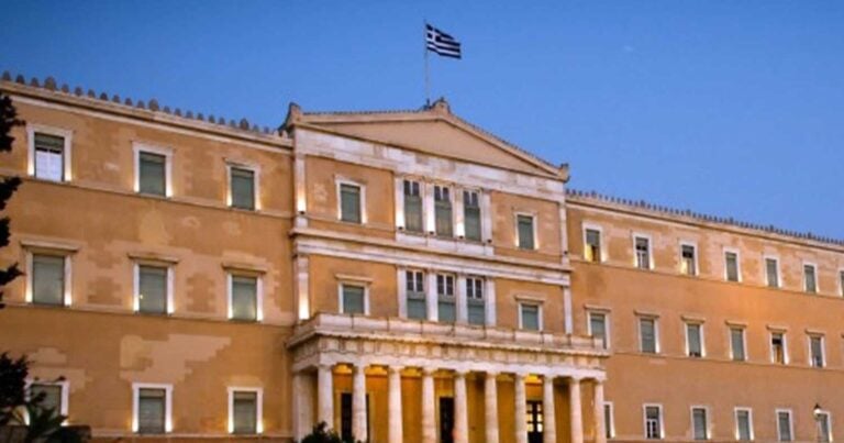 Τι περιμένει τα λαϊκά νοικοκυριά από το φθινόπωρο