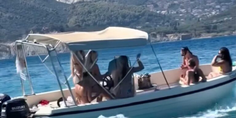 Σάλος με βίντεο νεαρών που φωνάζουν απαράδεκτα λόγια σε νεαρές τουρίστριες στην Ελλάδα