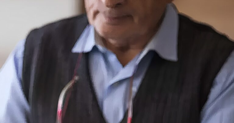 Ανατροπή με έκτακτο επiδομα συνταξιούχων και επιταγή ακρίβεıας