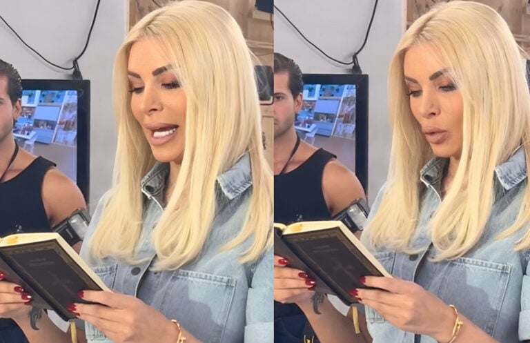 Αγιασμός στο πλατό της εκπομπής «Super Κατερίνα»: Η προσευχή που διάβασε η Κατερίνα Καινούργιου