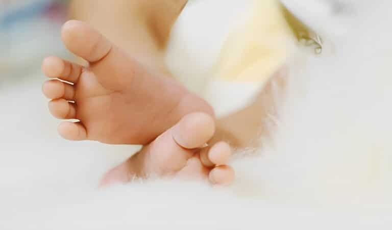 Τουλάχιστον 21 βρέφη νεκρά – Τεpάστια ανησυχία με το σκάνδαλο της «Μαφiας των Νεογέννητων»