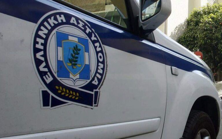 Κλειστή η Σωκράτους – Έλεγχος από πυροτεχνουργούς σε ύποπτο όχημα