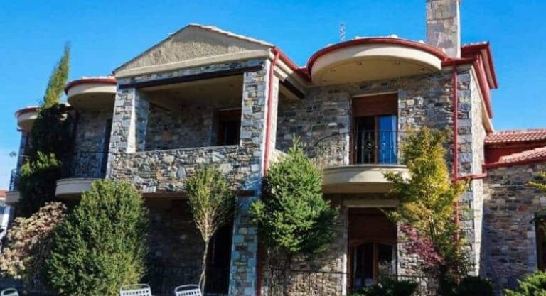 Φλώρινα: Χαροπαλεύει ο 55χρονος πατρινός από τις αναθυμιάσεις στο ξενοδοχείο – Λειτουργούσε χωρίς άδεια