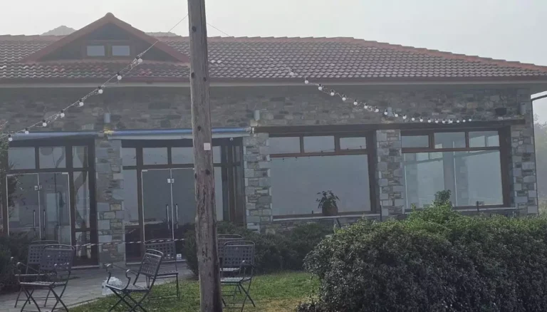 Φλώρινα: Λιποθύμησαν 14 άνθρωποι σε ξενοδοχείο στο Λιμνοχώρι – Ο ένας νοσηλεύεται στη ΜΕΘ