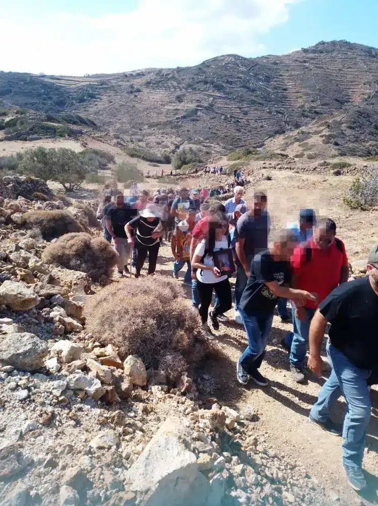 Κίμωλος: Λιτανεία από τους κατοίκους του νησιού για να βρέξει 5 li5