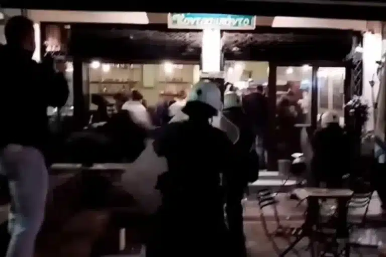 Θεσσαλονίκη: Άνδρας των ΜΑΤ έριξε δακρυγόνο μέσα σε εστιατόριο με πελάτες
