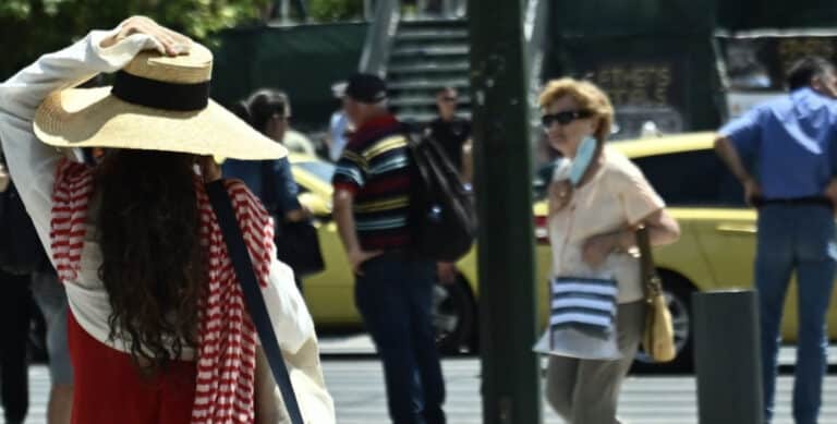 Έρχεται μίνι καλοκαίρι με 30άρια μετά την κακοκαιρία «Κασσάνδρα»