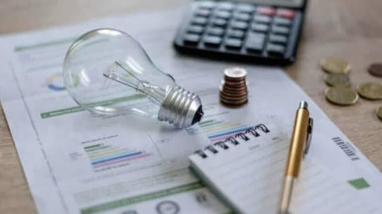 Εκτός αγοράς «βγαίνει» το πράσινο τιμολόγιο ρεύματος – Τι θα γίνει με τους καταναλωτές που το έχουν επιλέξει