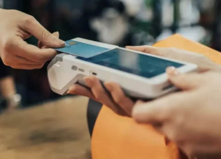 Ούτε με μετρnτά, ούτε με POS: Έτσι θα πλnρώνουν οι πελάτες στα μαγαζιά – Αναστατωμένοι οι καταστηματάρχες