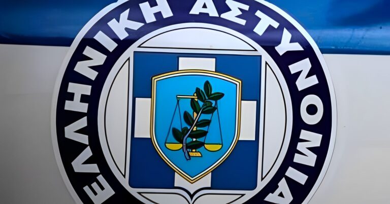 Έμπαινε σε αυλές και μύριζε τα παπούτσια των γειτόνων του