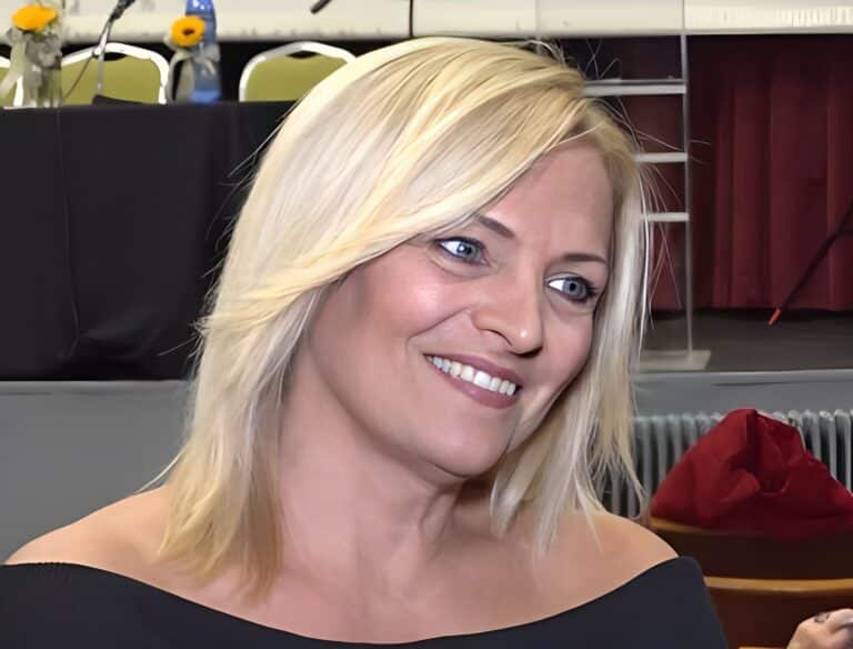 Χριστίνα Λαμπίρη: «Τα εγγόνια μου δεν με φωνάζουν γιαγιά – Δεν μετανιώνω που σταμάτησα από την τηλεόραση»