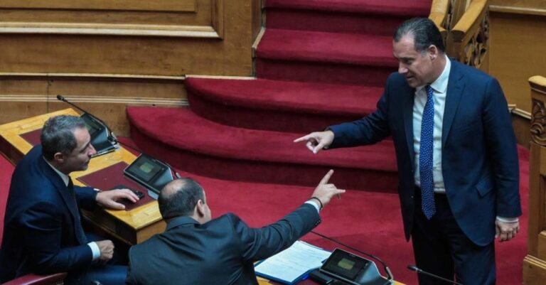 Άγρια κόντρα Γεωργιάδη – Γιαννούλη: «Είσαι χυδαίος λαϊκιστής» – «Είσαι συκοφάντης»