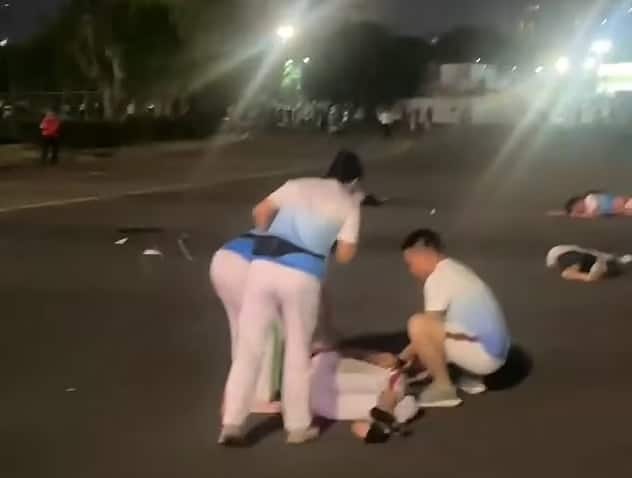91944817 14072183 video footage posted to social media showed dozens of people lyi m 11 1731411047068