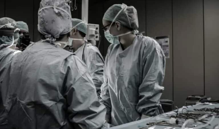 Ελπιδοφόρο φάρμακο για την πολλαπλή σκλήρυνση από ομογενή επιστήμονα