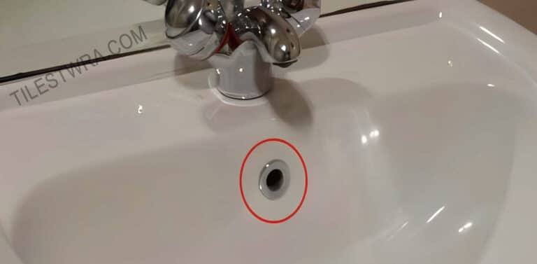 Λίγοι γνωρίζουν γιατί υπάρχει αυτή η σημαντική μικρή τρύπα στον νεροχύτη
