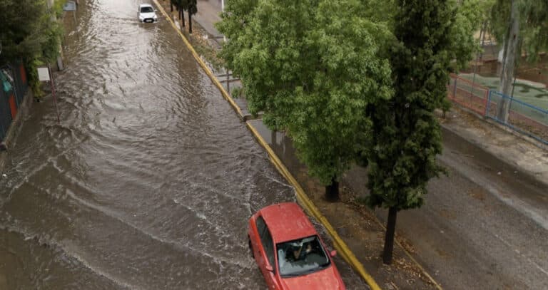 Σε επιφυλακή ο μηχανισμός του δήμου Αθηναίων ενόψει της κακοκαιρίας