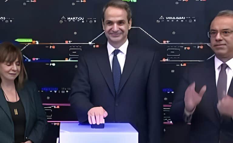 Ιστορική μέρα: Ο Κυριάκος Μητσοτάκης πάτησε το κουμπί και το Μετρό Θεσσαλονίκης ξεκινά