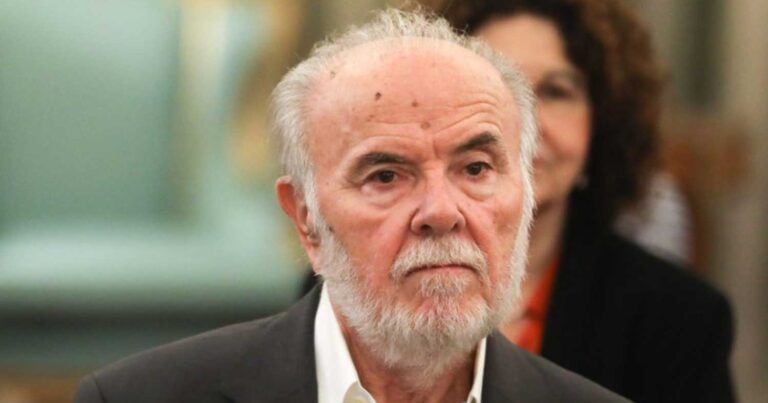 Πέθανε ο ποιητής και στιχουργός Μιχάλης Γκανάς