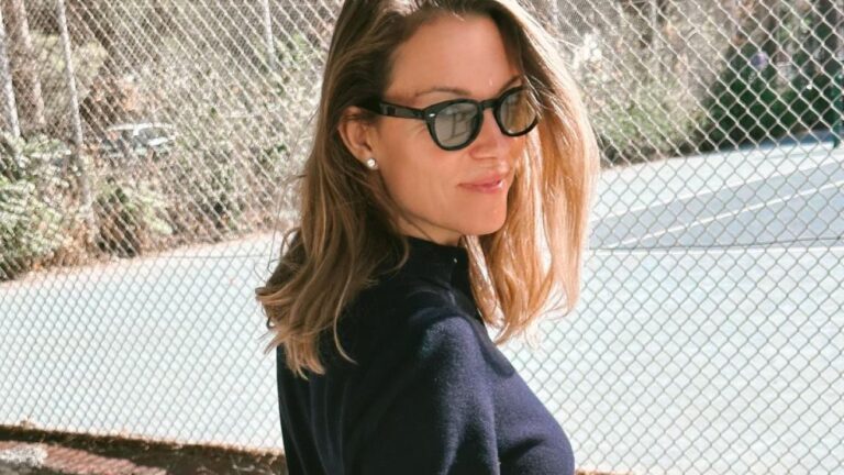 Αντίο μπαλαρίνες – Η Βίκυ Καγιά φορά τα παπούτσια που κάνουν θραύση