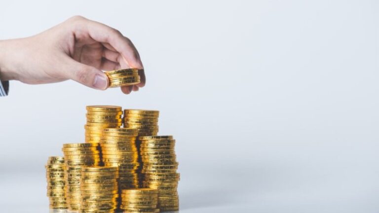 Το τρελό ποσó που έχουν βγάλει όσοι έχουν χρuσές λίρες από το 1970 έως σήμερα